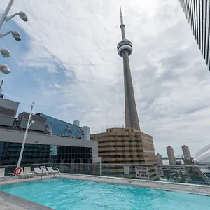 Luxury On Cn Tower Toronto